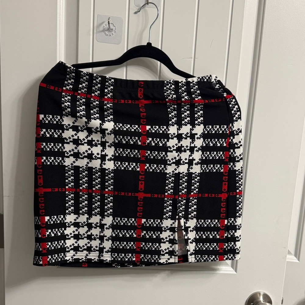 SHEIN Black and Red Plaid Pencil Skirt